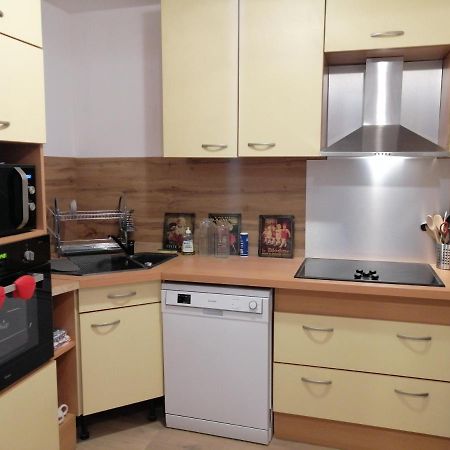 Logement Entier Spacieux Et Confortable A 1 H De Paris Courtenay  Dış mekan fotoğraf