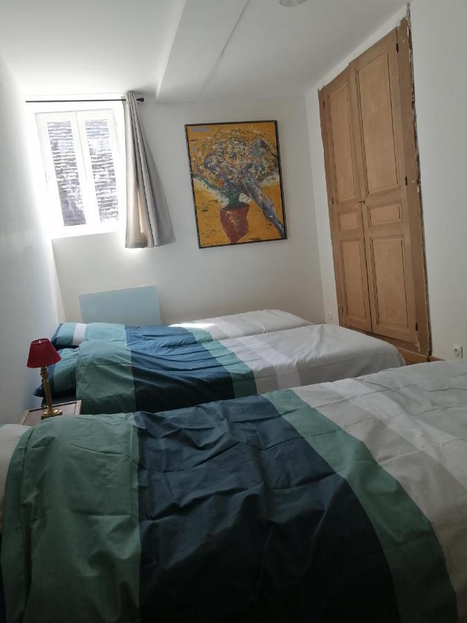 Logement Entier Spacieux Et Confortable A 1 H De Paris Courtenay  Dış mekan fotoğraf