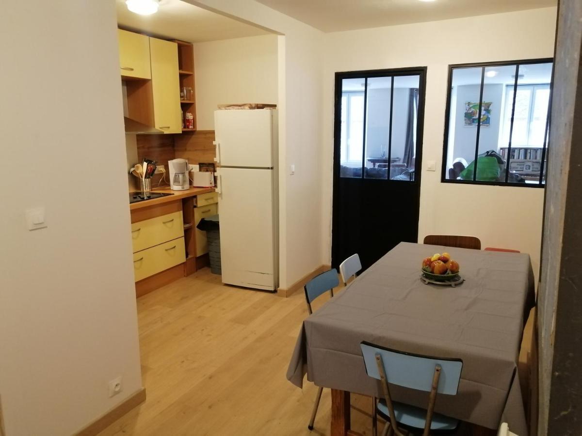Logement Entier Spacieux Et Confortable A 1 H De Paris Courtenay  Dış mekan fotoğraf
